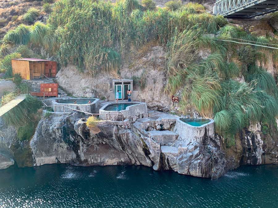 Minas Moqo Hot Springs