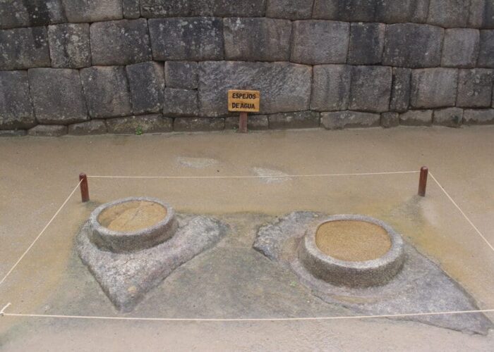 Water-Mirrors-in-Machu-Picchu